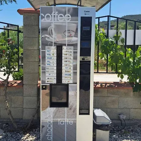 Di Mare Village פארק נופש 2*