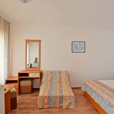פארק נופש Di Mare Village קרנבו
