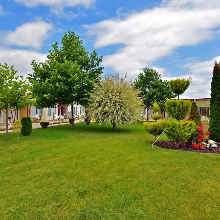 Di Mare Village 2*