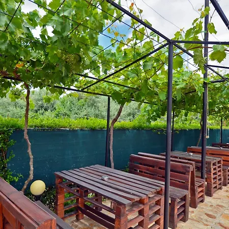 Di Mare Village 2* קרנבו