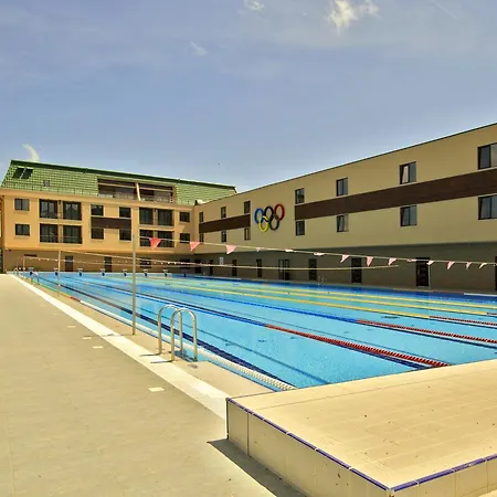 פארק נופש Di Mare Village קרנבו